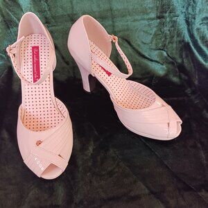 Baits winter white Retro Style Heels